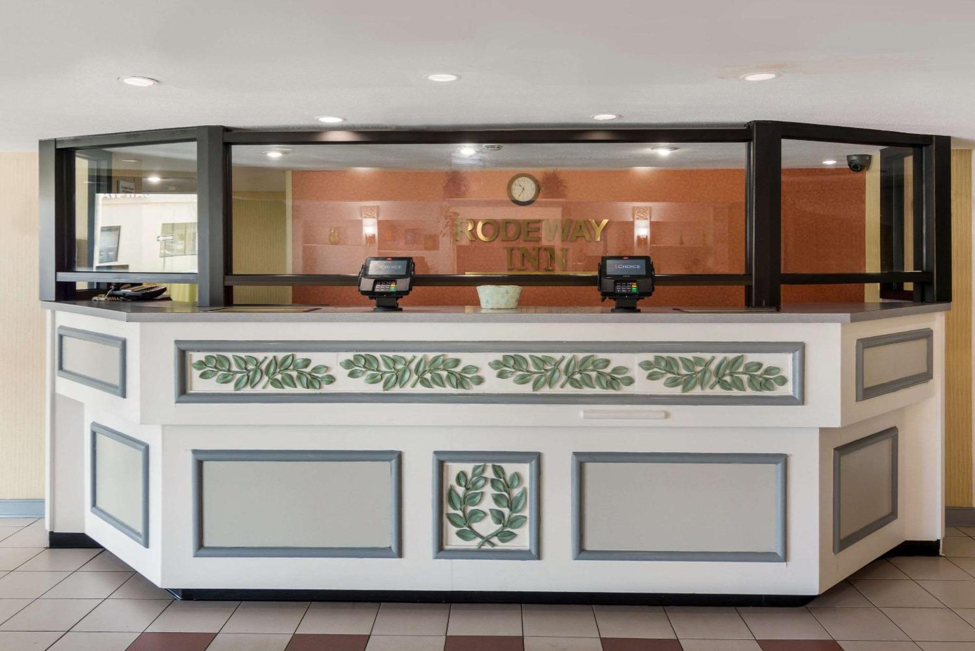 Rodeway Inn At Fort Lee ホープウェル エクステリア 写真